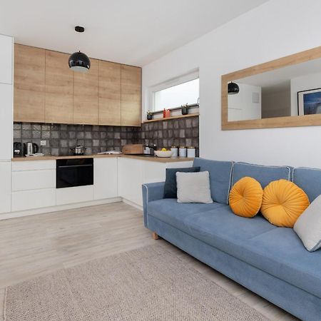 Solvo Apartment With Balcony & Parking Gdansk Przymorze By Noclegi Renters Bagian luar foto