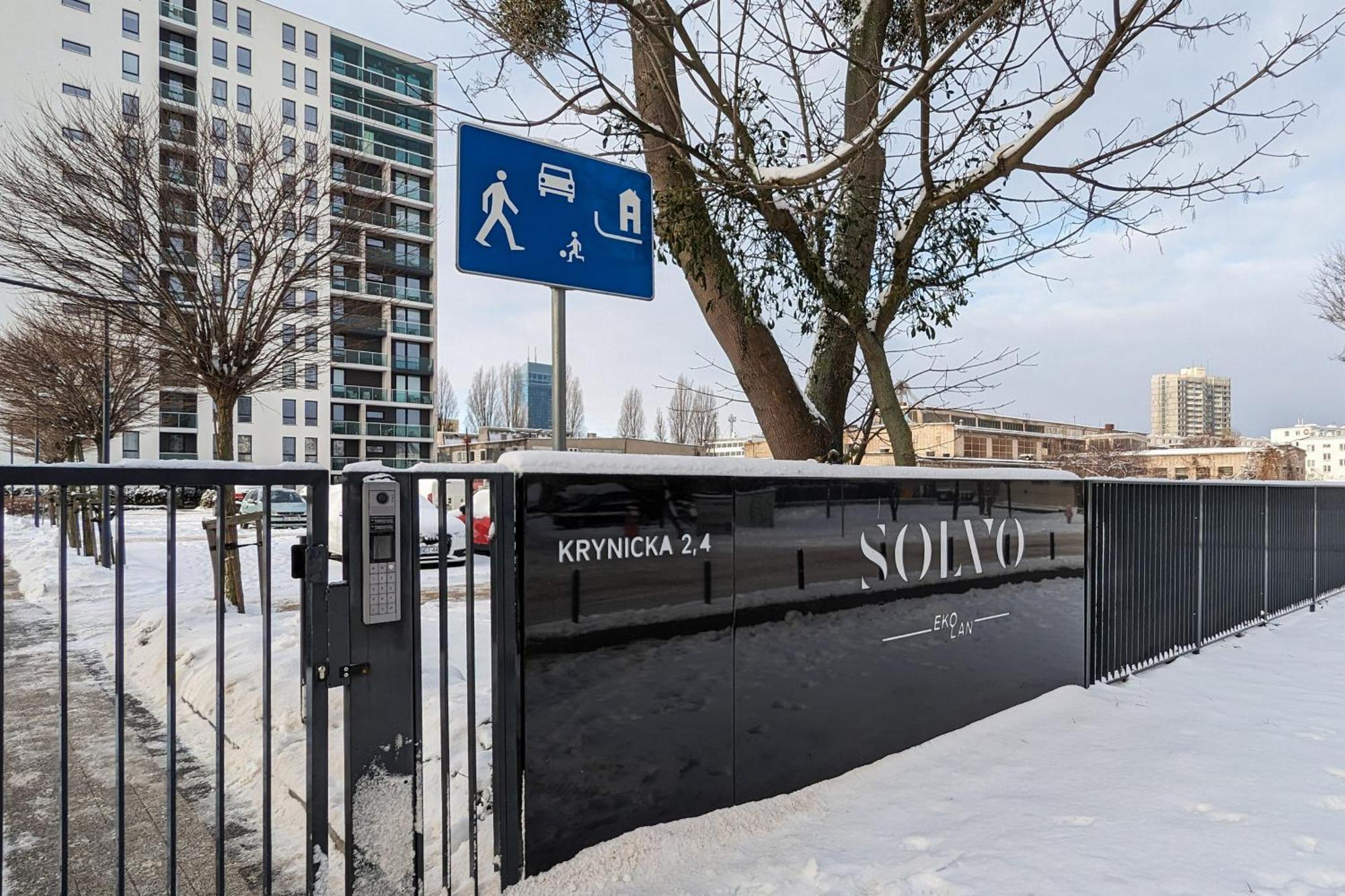 Solvo Apartment With Balcony & Parking Gdansk Przymorze By Noclegi Renters Bagian luar foto